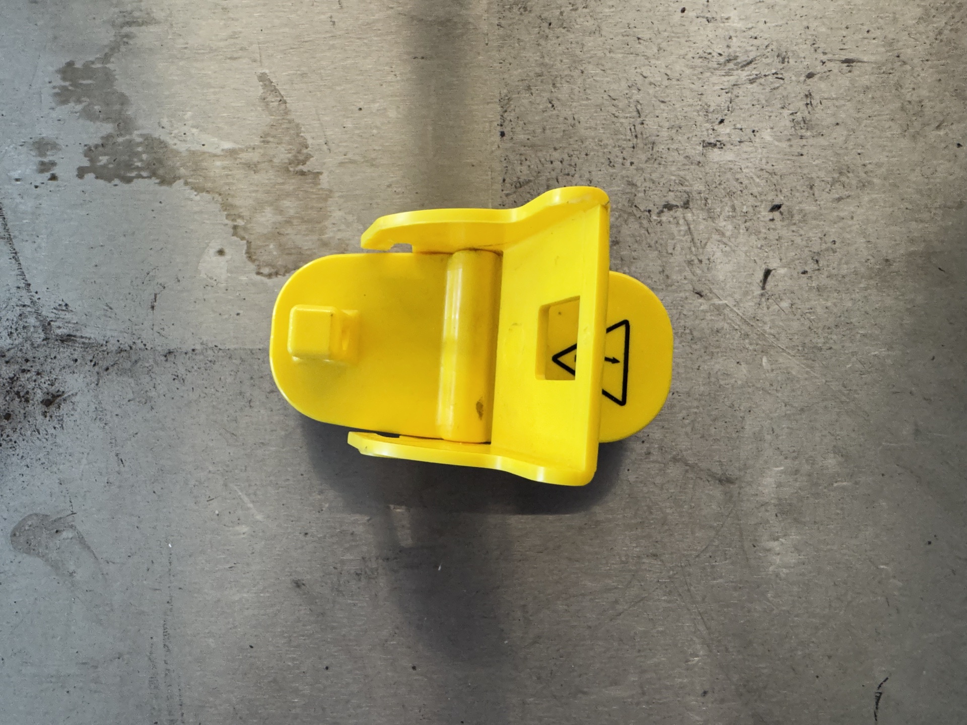 lockout-hasp