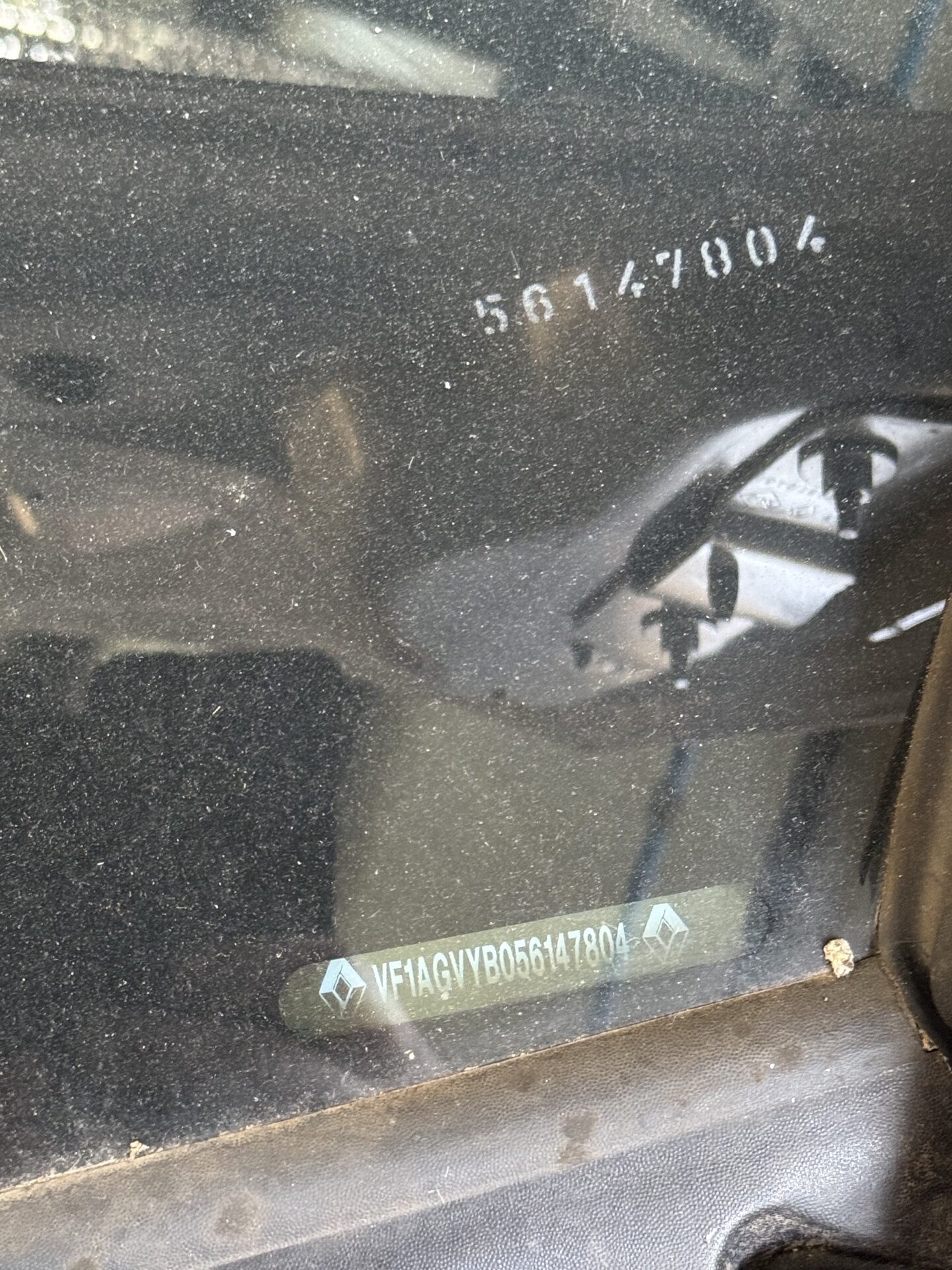 vin-plate