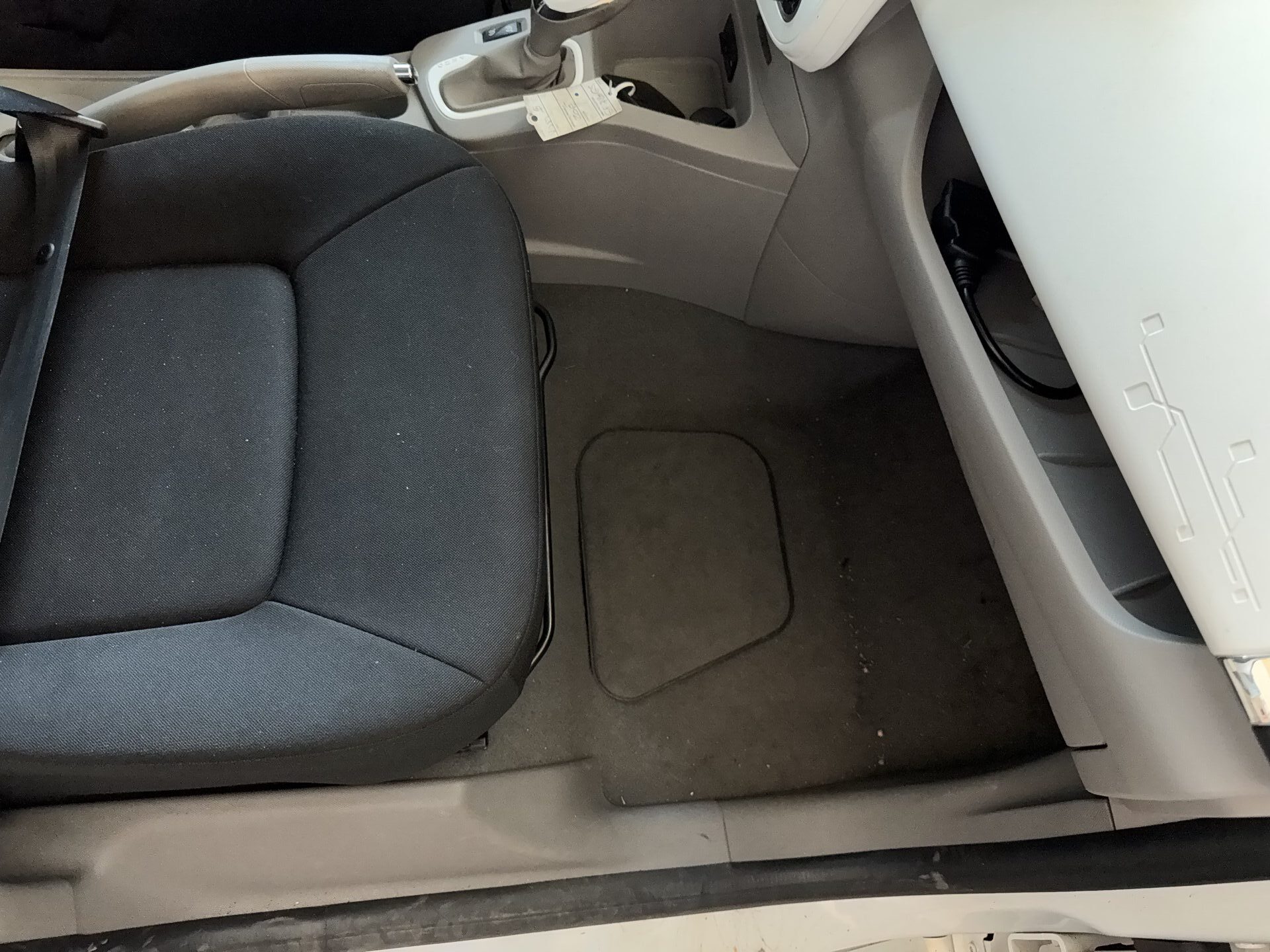 floor-flap-closed